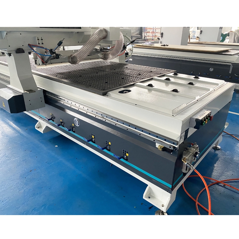 High Precision CNC Router for cabinet making